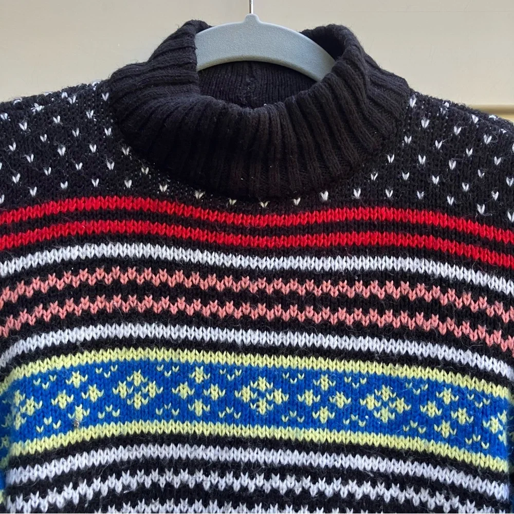American Eagle Fair Isle sweater small multicolor